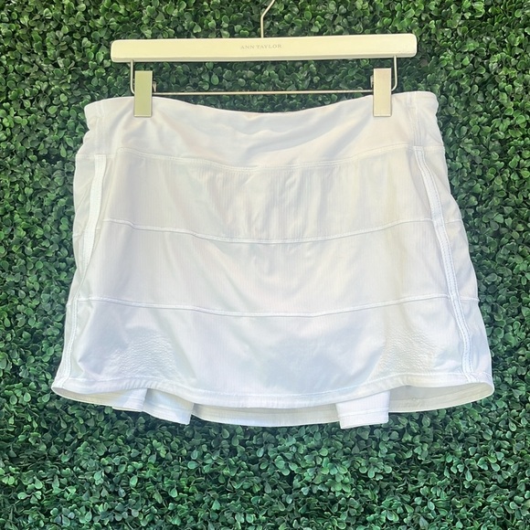 Lululemon Pace Rival Pleated Mid Rise White Skirt Size 10 - Picture 2 of 9
